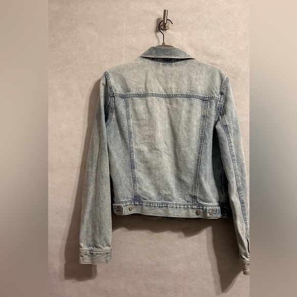 Gap SZM Med Light Wash Denim trucker Jacket everyday essential grunge layering - Picture 3 of 5